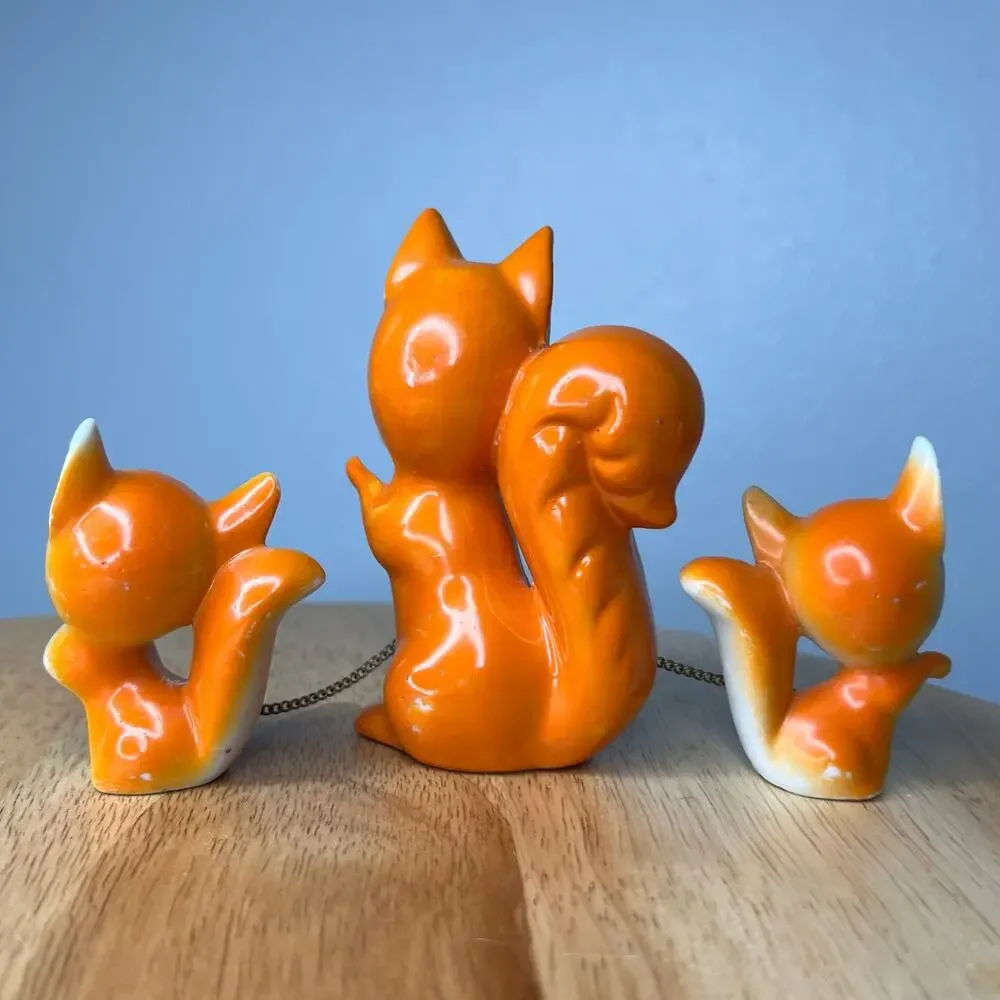 Vintage Mid Century 50 60s Chain Squirrels Arnant Orange Japan Kitchy